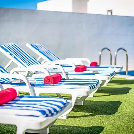 Playa De Fanabe Sleeps 8 With Pool Air Con And Wifi 别墅 *