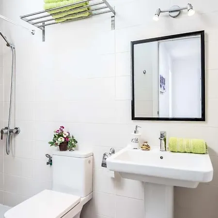 Playa De Fanabe Sleeps 8 With Pool Air Con And Wifi * 阿德耶