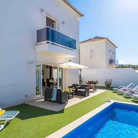 Vila Playa De Fanabe Sleeps 8 With Pool Air Con And Wifi *