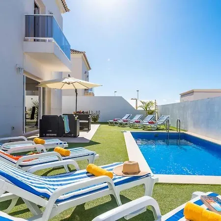 Playa De Fanabe Sleeps 8 With Pool Air Con And Wifi * Costa Adeje (Tenerife)