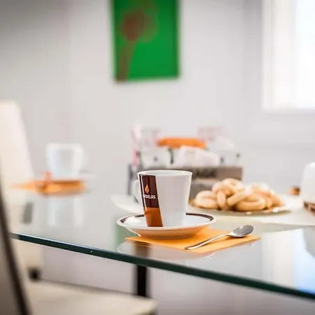 Playa De Fanabe Sleeps 8 With Pool Air Con And Wifi *